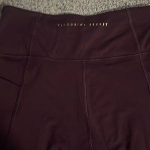 Victoria secret active legging with side pocket size 8